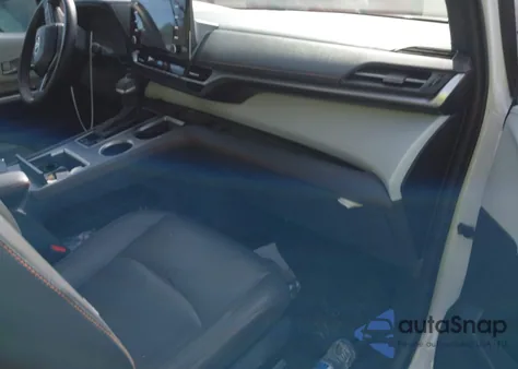 2022 Toyota Sienna Xse z USA, uszkodzony, nr VIN 5TDDRKEC0NS082631